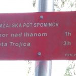 delno očiščena, prej pomazana z ilovico