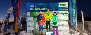 Šuštarjeva in Hrast tretja v skupni razvrstitvi evropskega pokala v lednem plezanju