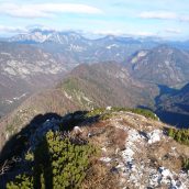 Vabilo: Nad dolino Vrata
